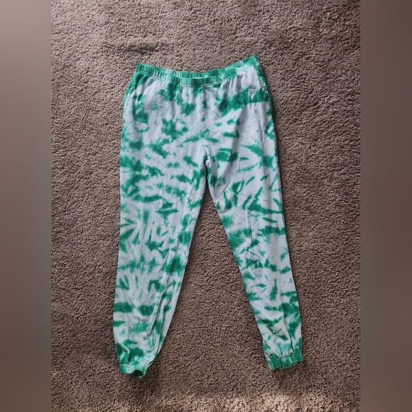 Kelly Green Sweatpants - Picture 1 of 3